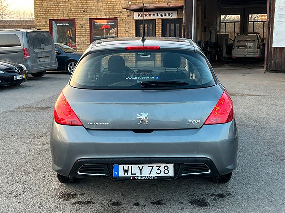 Peugeot 308 5 of 12