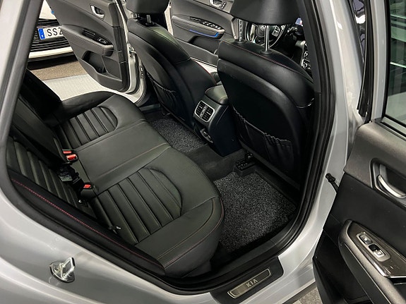 Kia Optima 11 of 19