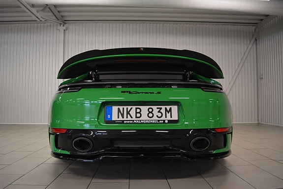Porsche 911 Carrera S 8 of 22