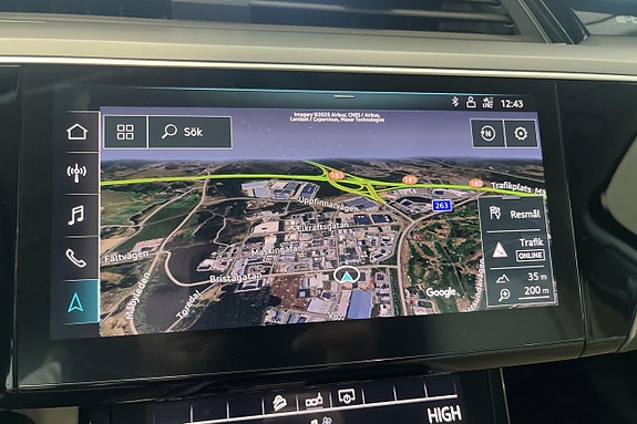 Audi e-tron 17 of 21