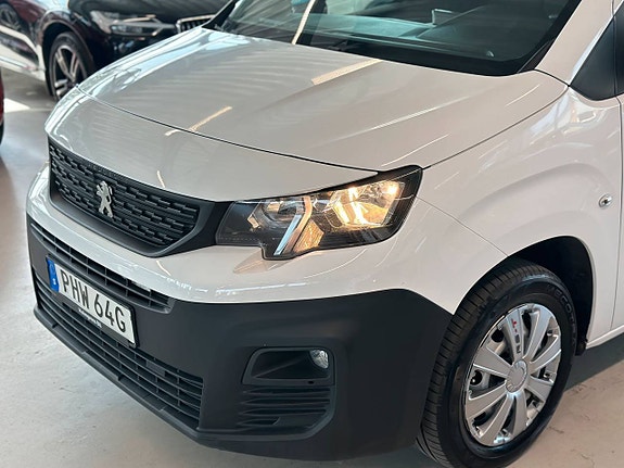 Peugeot Partner 21 of 24