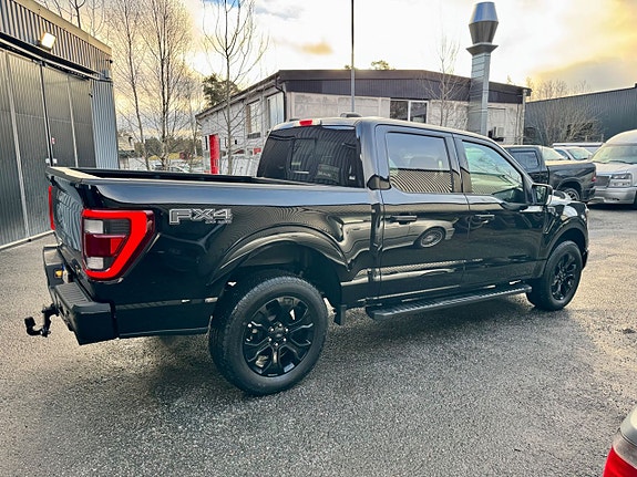 Ford F-150 2 of 13