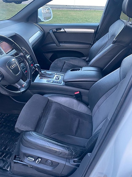 Audi Q7 10 of 13