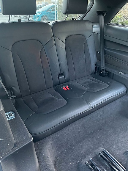 Audi Q7 12 of 13