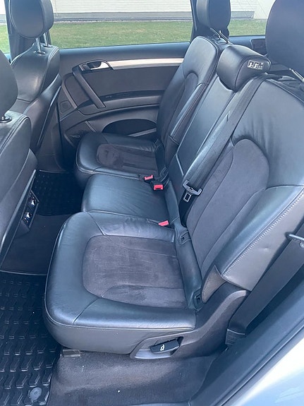 Audi Q7 11 of 13