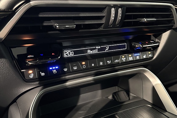 Mazda CX-80 16 of 20