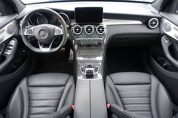 Mercedes-Benz GLC43 7 of 15