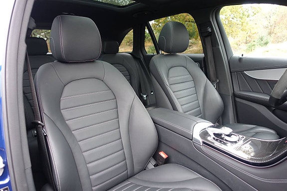 Mercedes-Benz GLC43 9 of 15