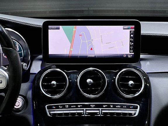 Mercedes-Benz C300 20 of 27