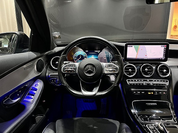 Mercedes-Benz C300 19 of 27
