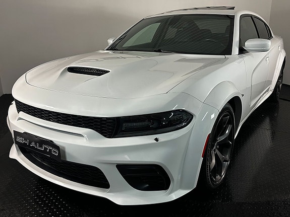 Dodge Charger 2 of 26