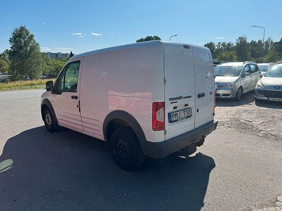 Ford Transit Connect 3 of 5