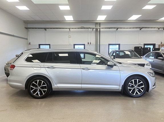 Volkswagen Passat 5 of 5