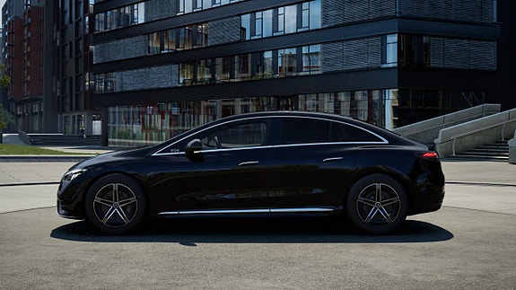 Mercedes-Benz EQE350 6 of 17