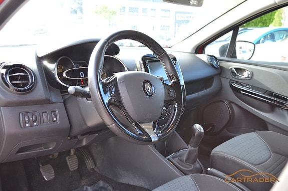 Renault Clio 8 of 14