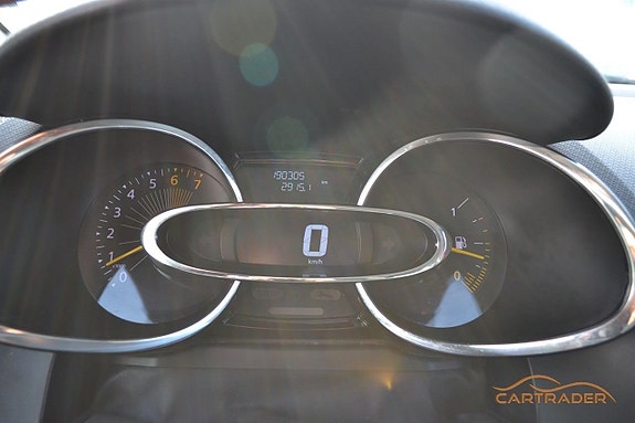 Renault Clio 13 of 14