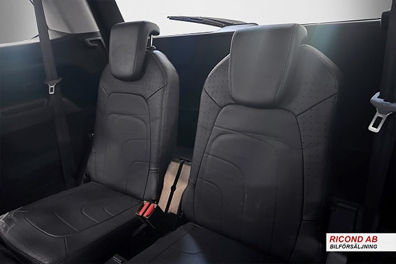 Citroen Grand C4 Picasso 17 of 19