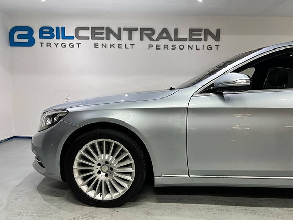 Mercedes-Benz S500 13 of 28