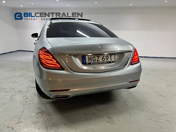 Mercedes-Benz S500 8 of 28