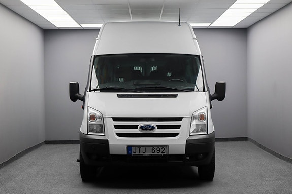Ford Transit 3 of 5
