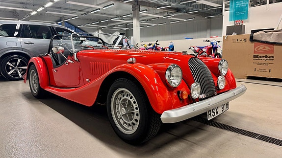Morgan Plus 8 2 of 5