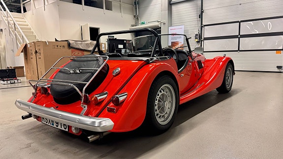 Morgan Plus 8 3 of 5