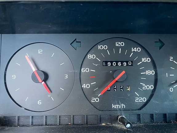 Volvo 740 6 of 9