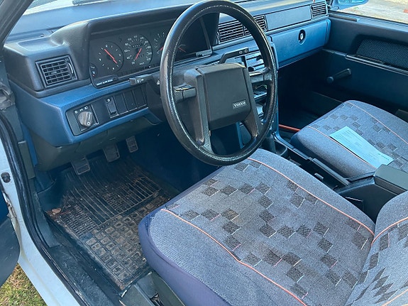 Volvo 740 5 of 9