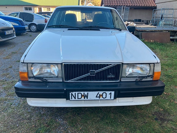 Volvo 740 8 of 9