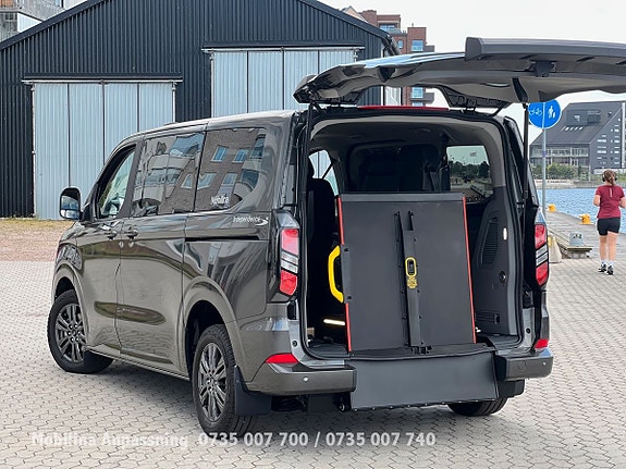 Ford Custom Tourneo 8 of 30