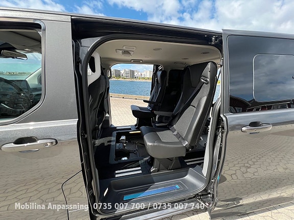 Ford Custom Tourneo 22 of 30