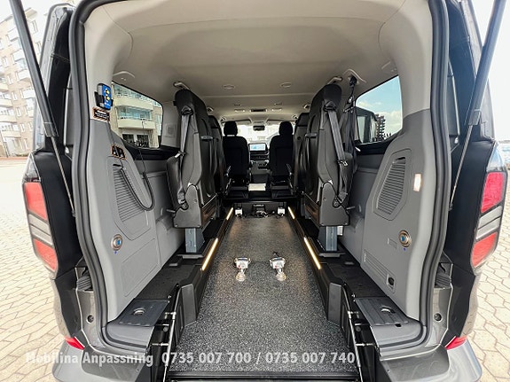 Ford Custom Tourneo 16 of 30