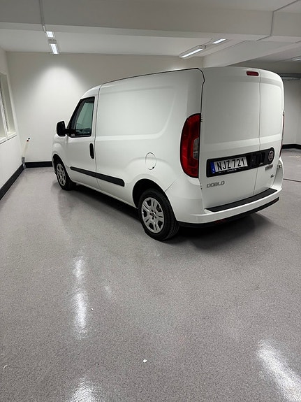 Fiat Doblo 3 of 5