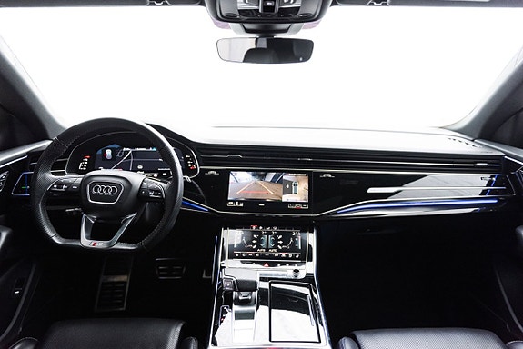Audi SQ8 7 of 17