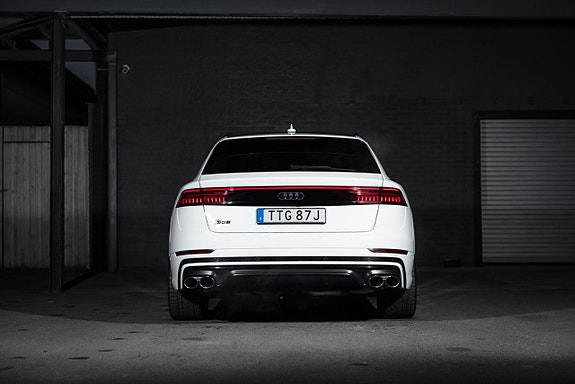 Audi SQ8 5 of 5