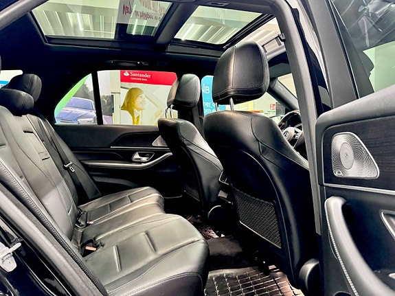 Mercedes-Benz GLE300 d 7 of 21