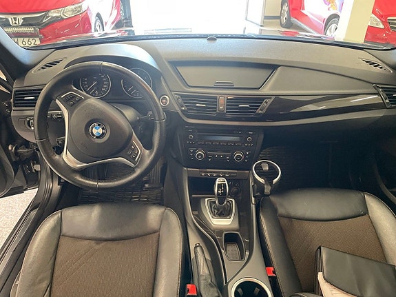 BMW X1 8 of 11