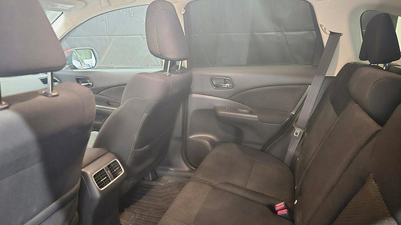 Honda CR-V 12 of 26