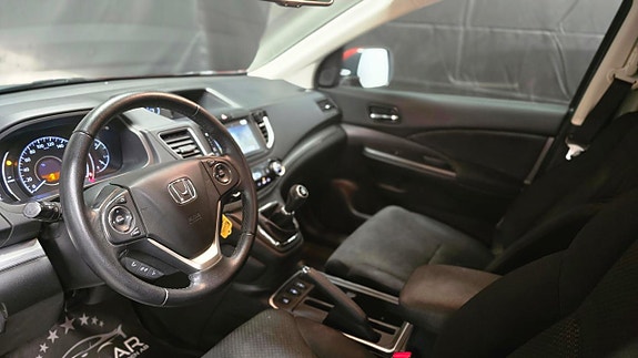 Honda CR-V 9 of 26