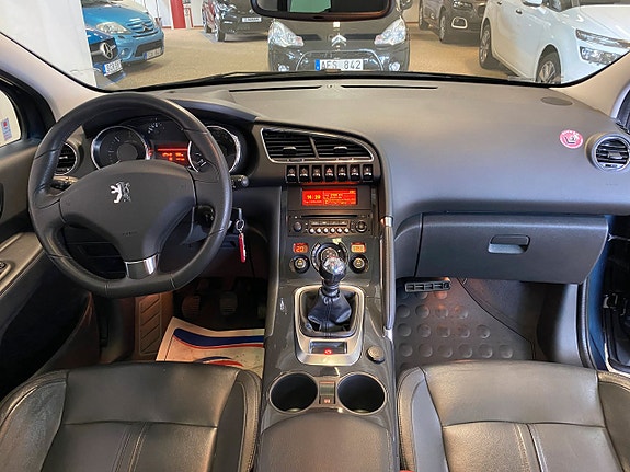 Peugeot 3008 6 of 12