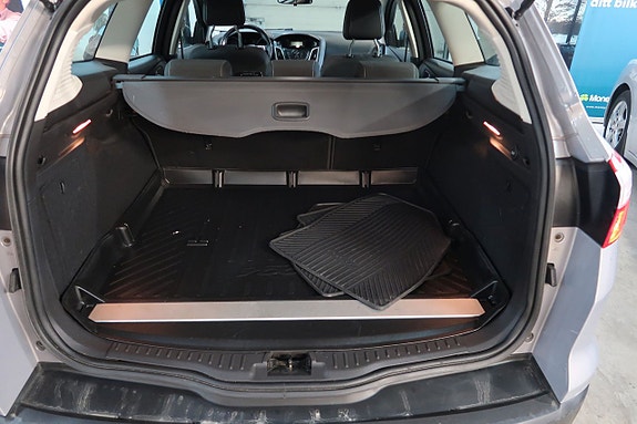 Ford Focus 9 of 17