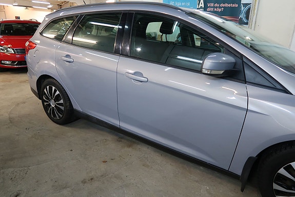 Ford Focus 7 of 17