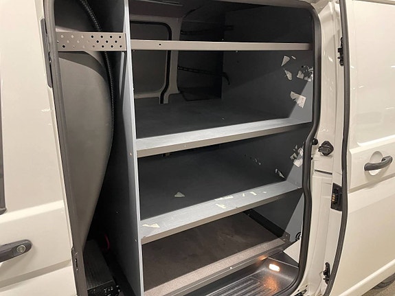 Volkswagen Transporter 8 of 12