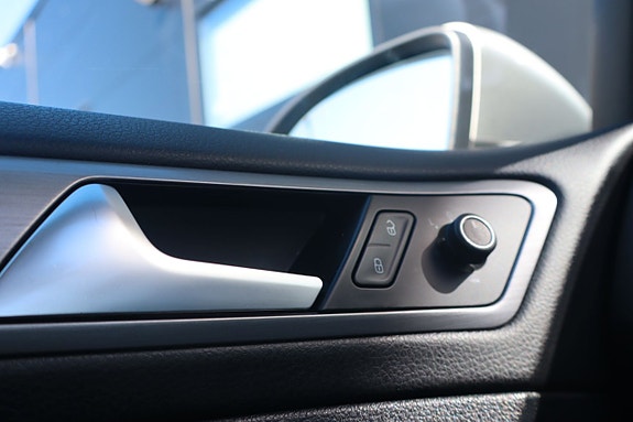 Volkswagen Golf I 22 of 23