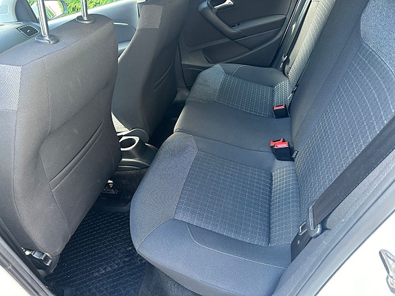 Volkswagen Polo 17 of 18