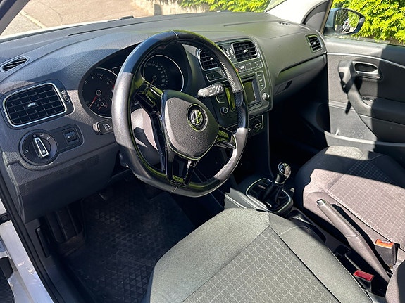 Volkswagen Polo 15 of 18