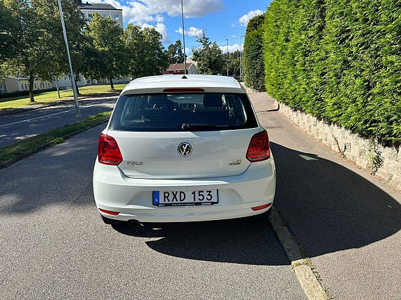 Volkswagen Polo 8 of 18