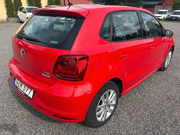 Volkswagen Polo 3 of 5