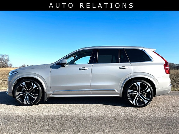 Volvo XC90 10 of 11