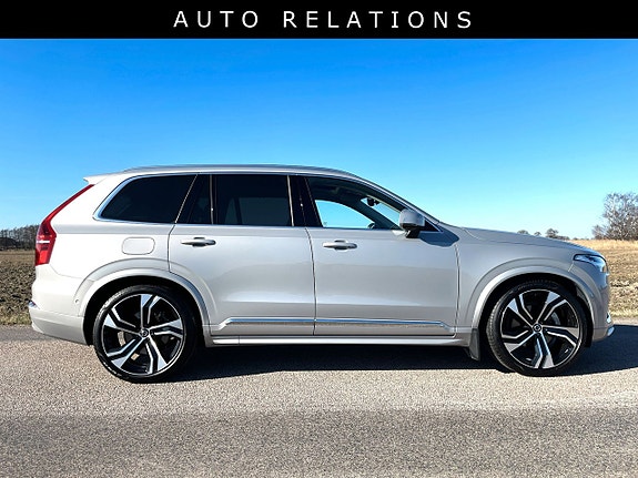 Volvo XC90 9 of 11